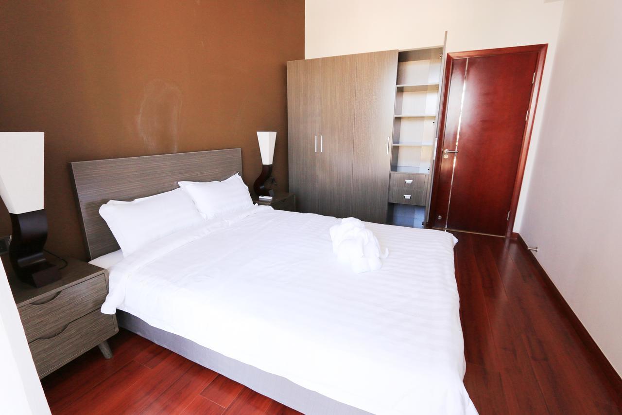 Eastland Hotel & Apartment بنوم بنه المظهر الخارجي الصورة