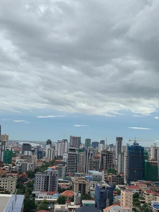 Eastland Hotel & Apartment بنوم بنه المظهر الخارجي الصورة