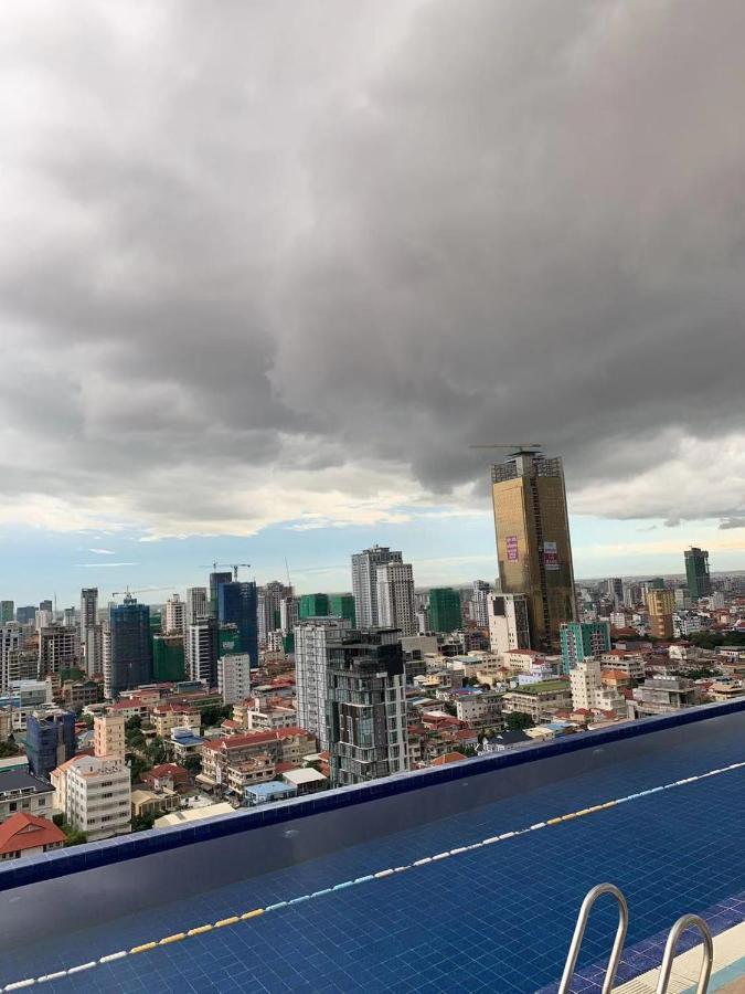 Eastland Hotel & Apartment بنوم بنه المظهر الخارجي الصورة
